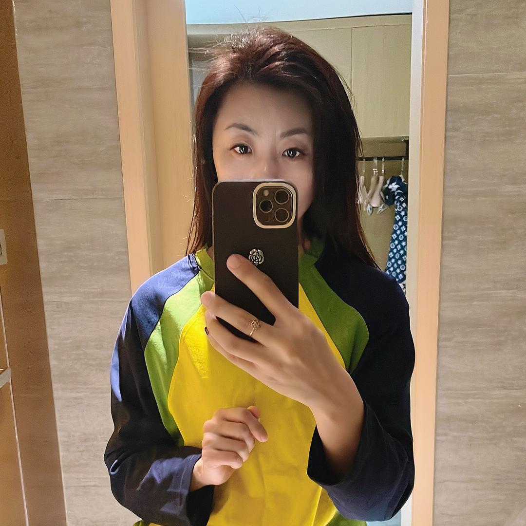 青岛鑫盛精品服饰