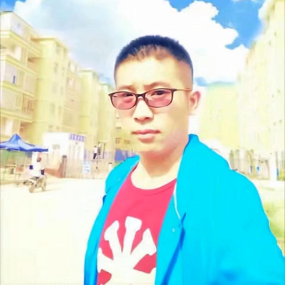 ᩚ এ᭄ 尐 ε 寶哥๑༻