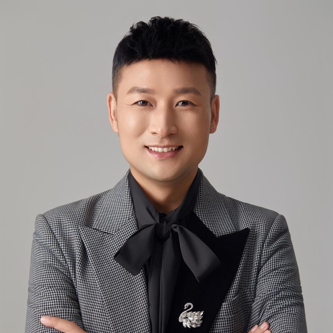 魏然 | 婚礼主持工作室