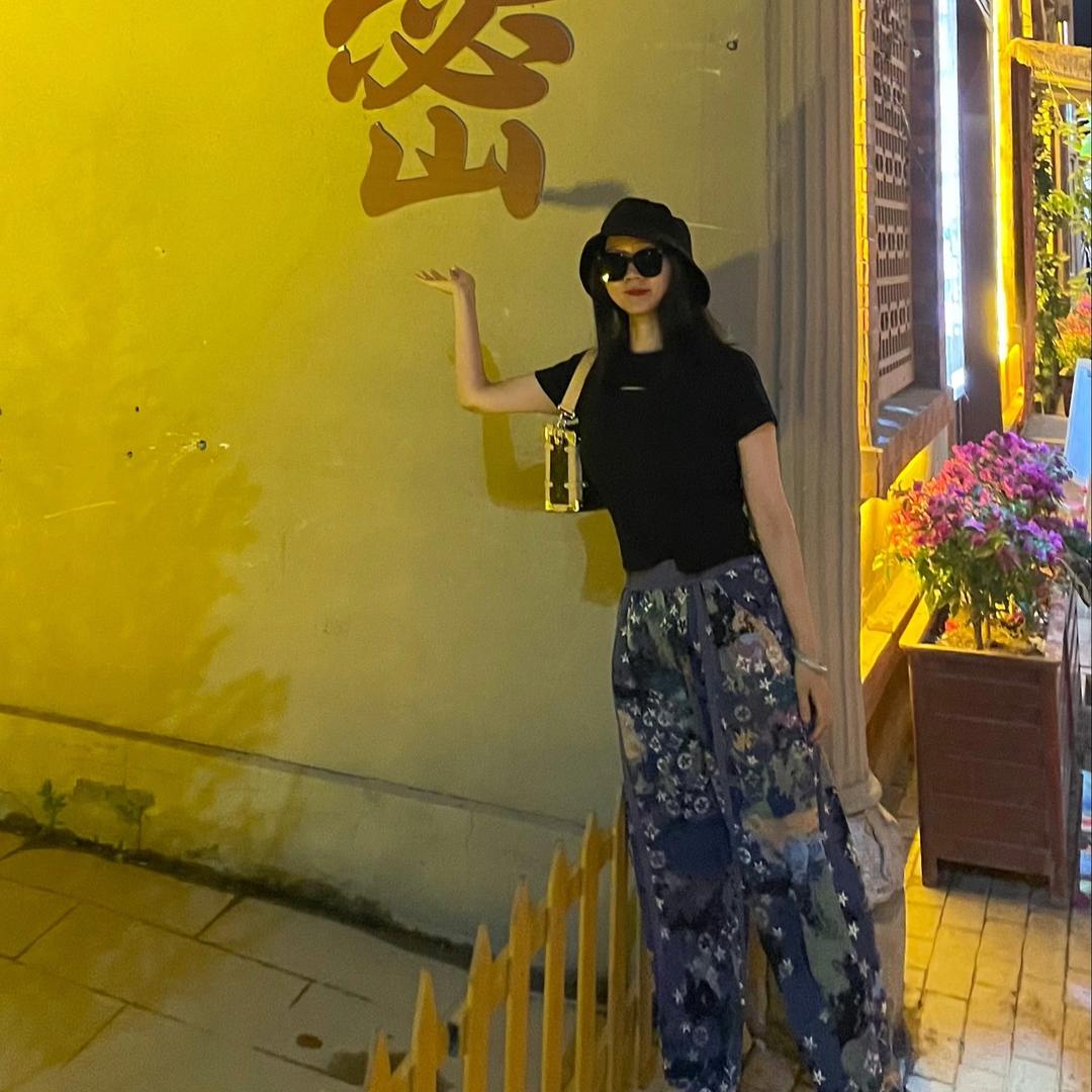 Lily🌻