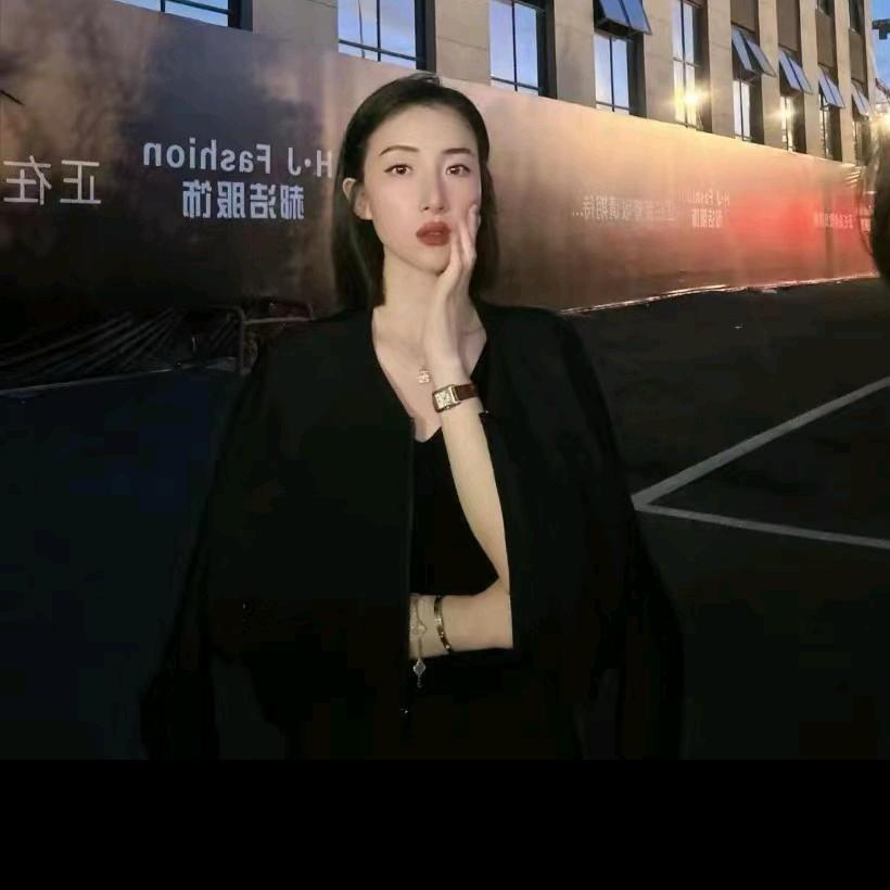 郝洁（私服分享）