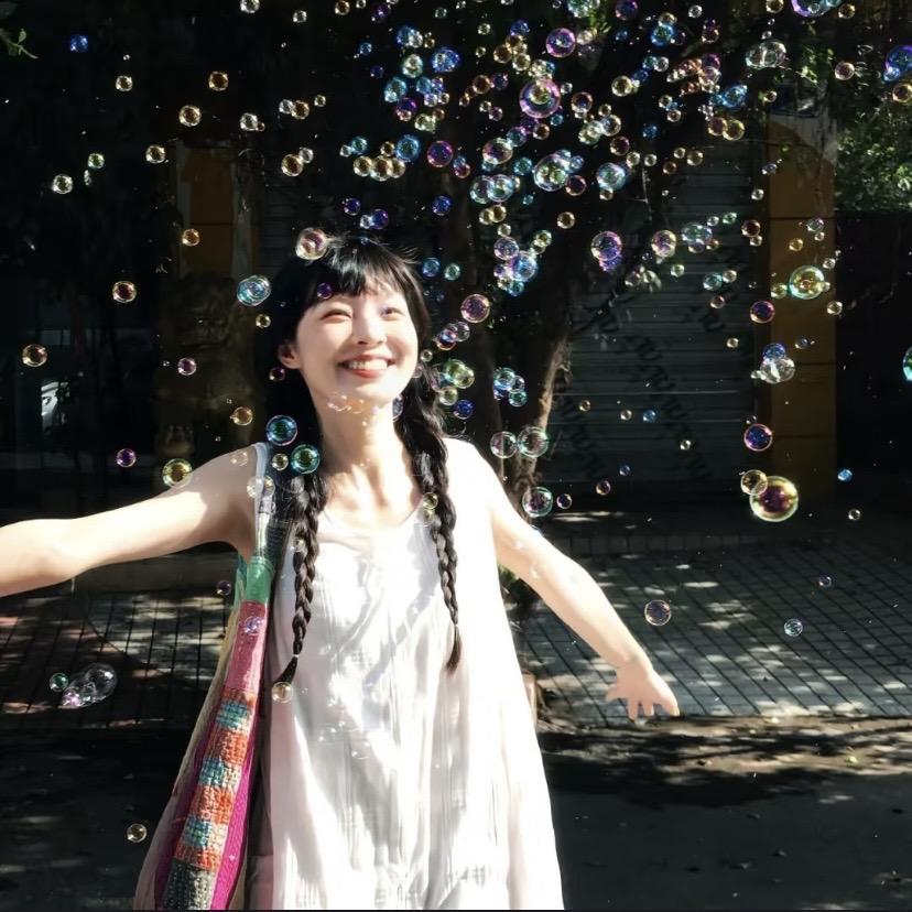 臭美的小丸子