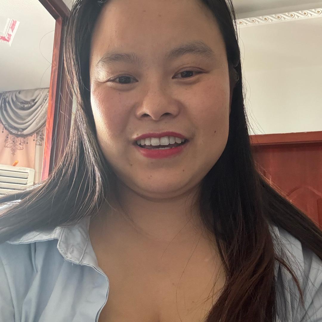 妞妞（喜欢唱歌）
