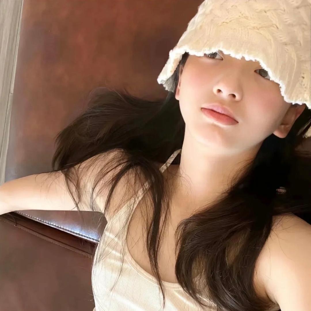 圆脸格格巫