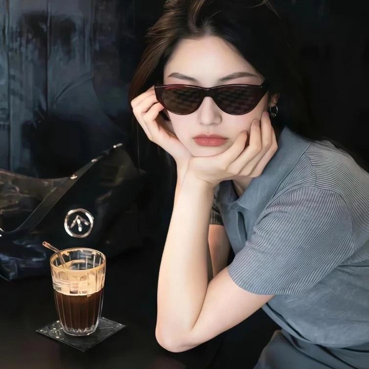 📍ˎˊ˗ 𝐘𝐞𝐞𝐞𝐞 ✌︎