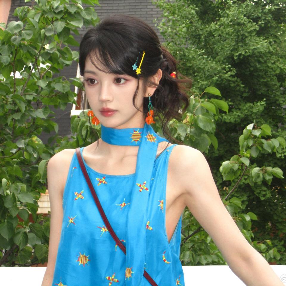 Awa.