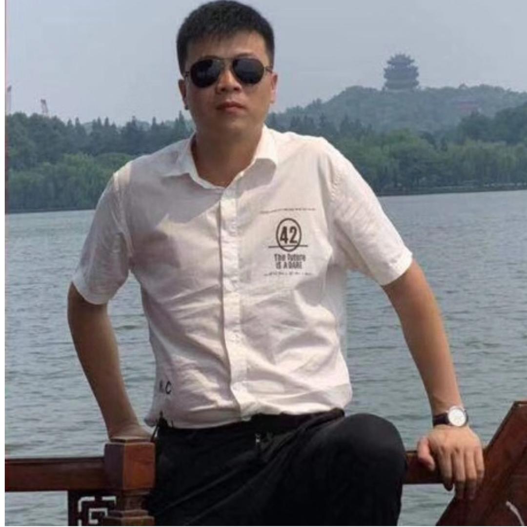 汇龙二手车【龙哥卖车】