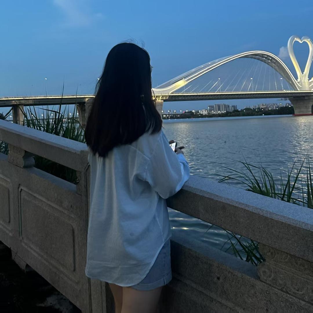 ꧁༺๑L๑༻꧂