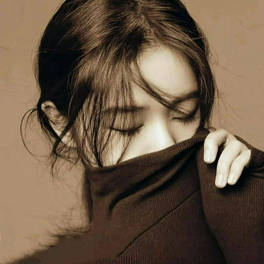 菜又爱玩游戏的小姐姐