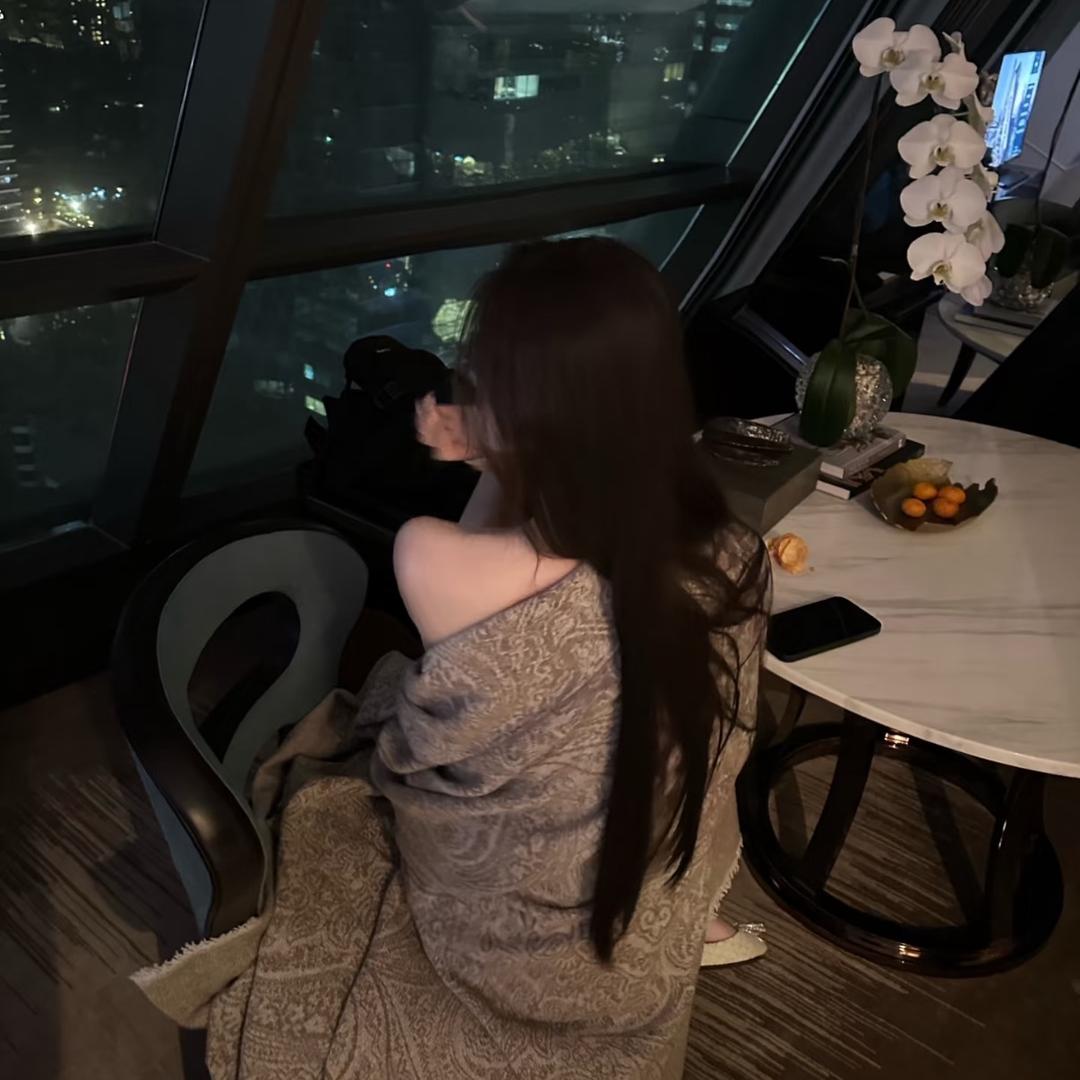 23💫