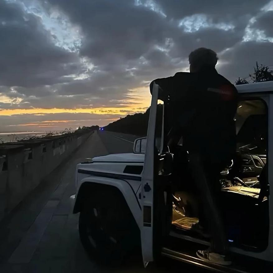 成都赫凡马汽车销售部老杨