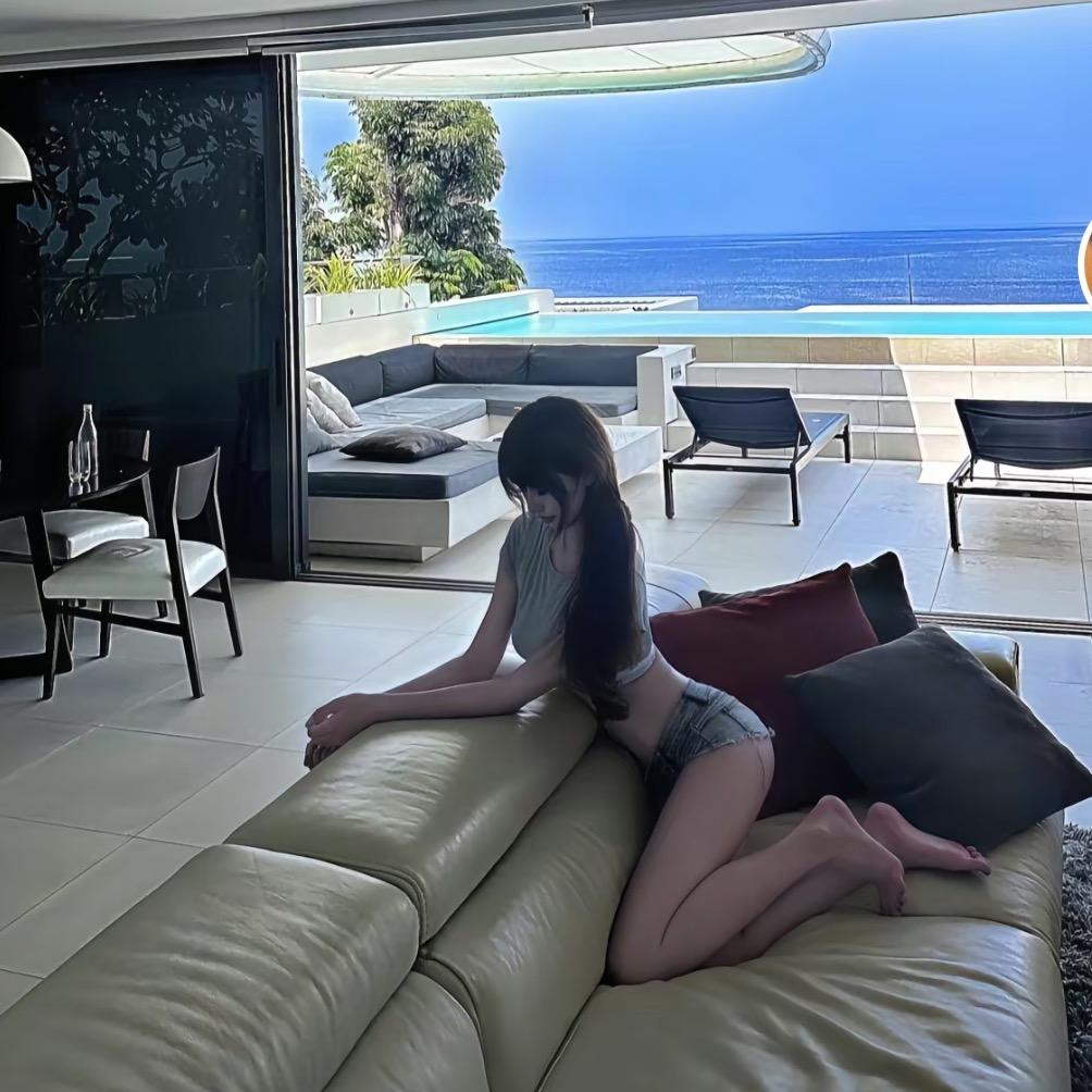 是美女