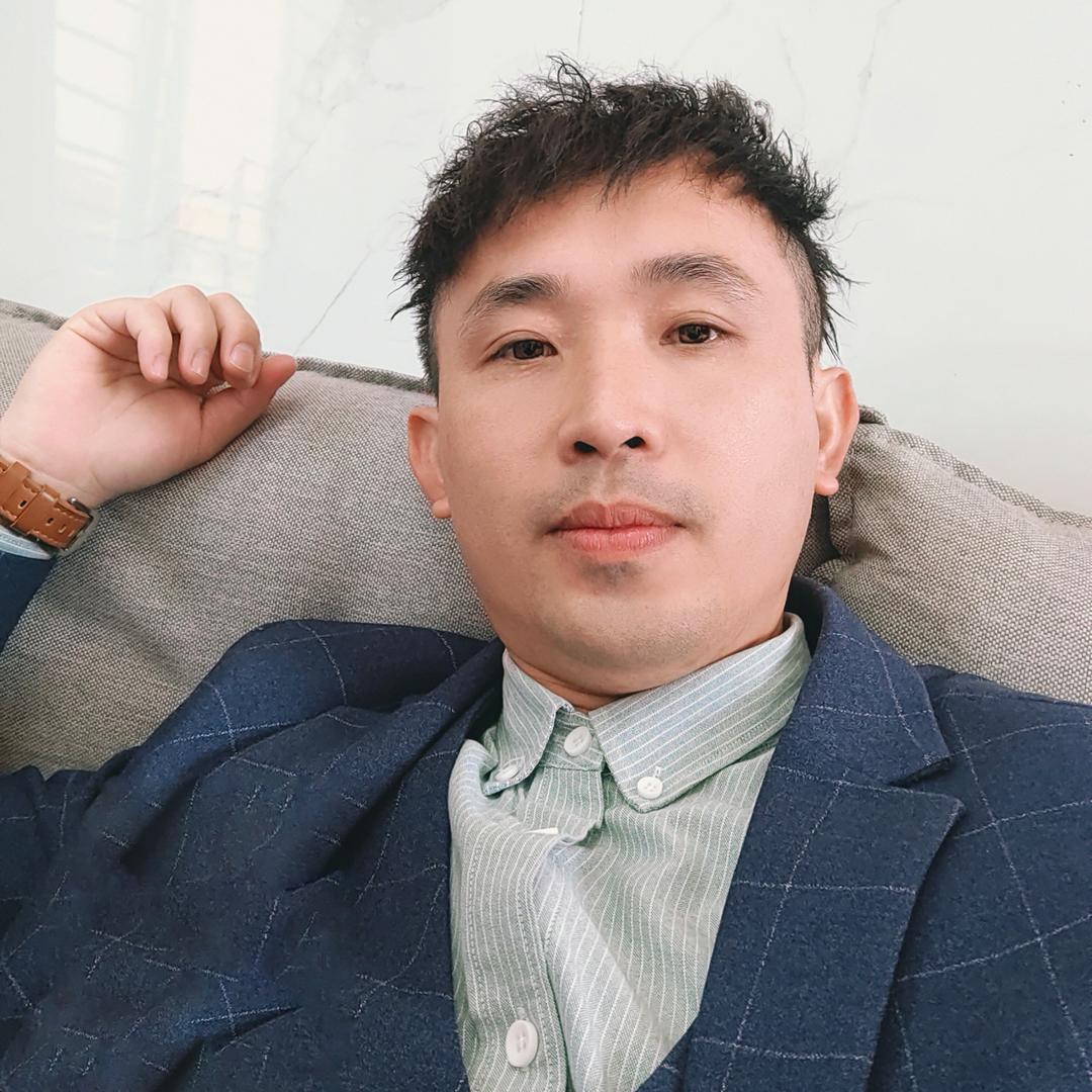 明日小石头