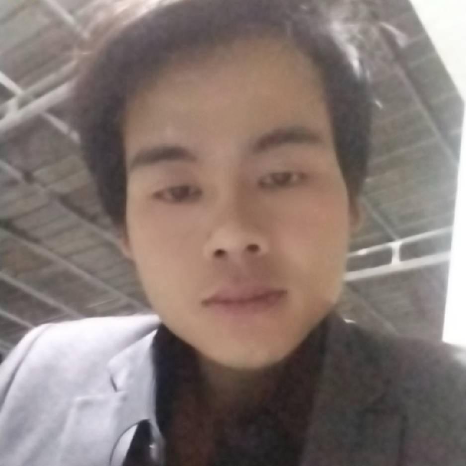 穆小春