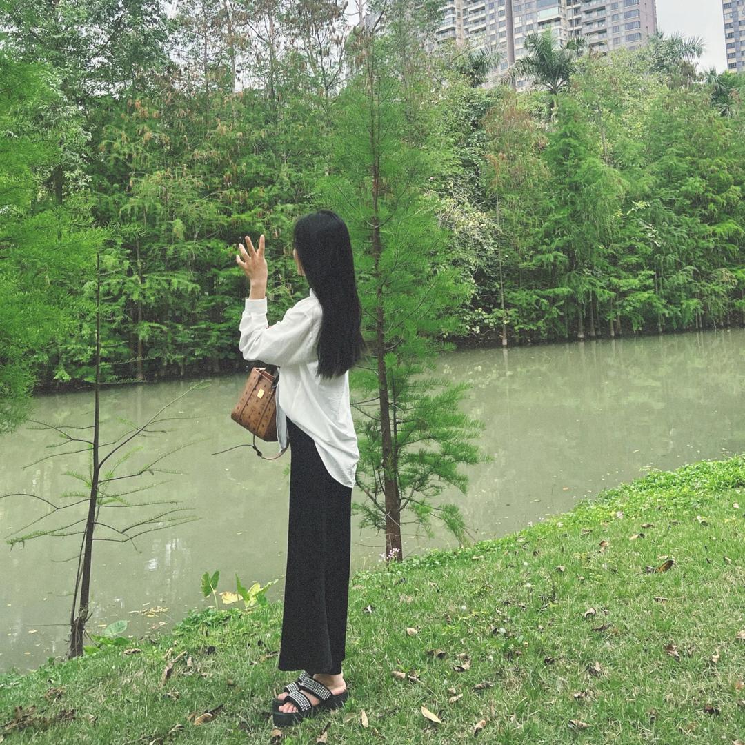 大脸梨子_