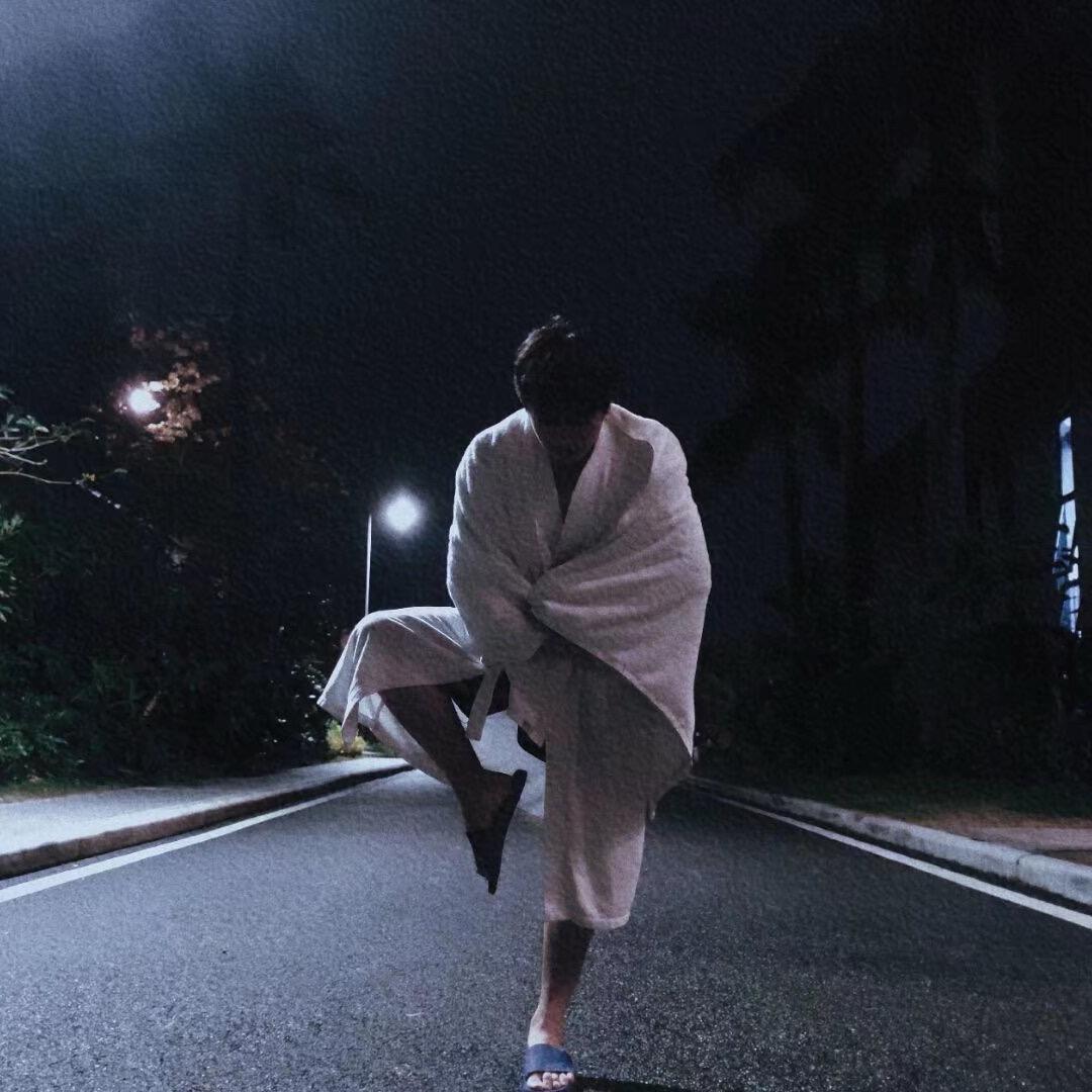 电子先生陈陈陈