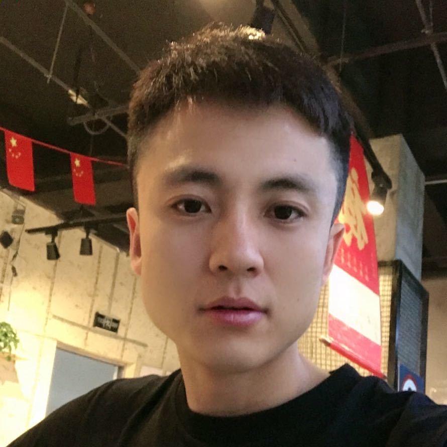 李鑫（中国房产）