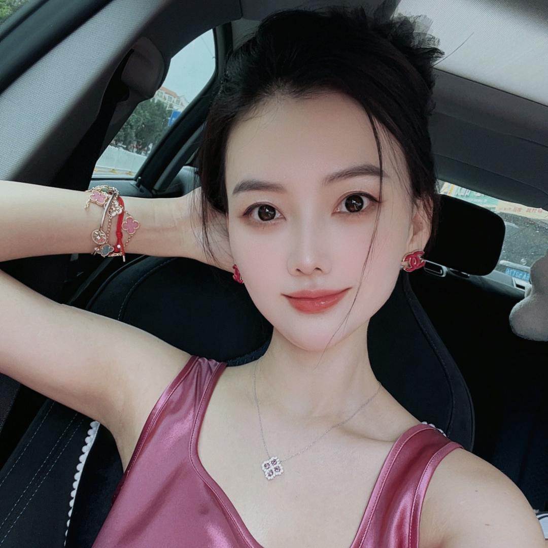 律雅