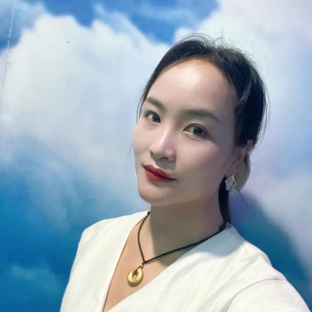 ʕ•̫͡•ʔ  盼盼爱绣图