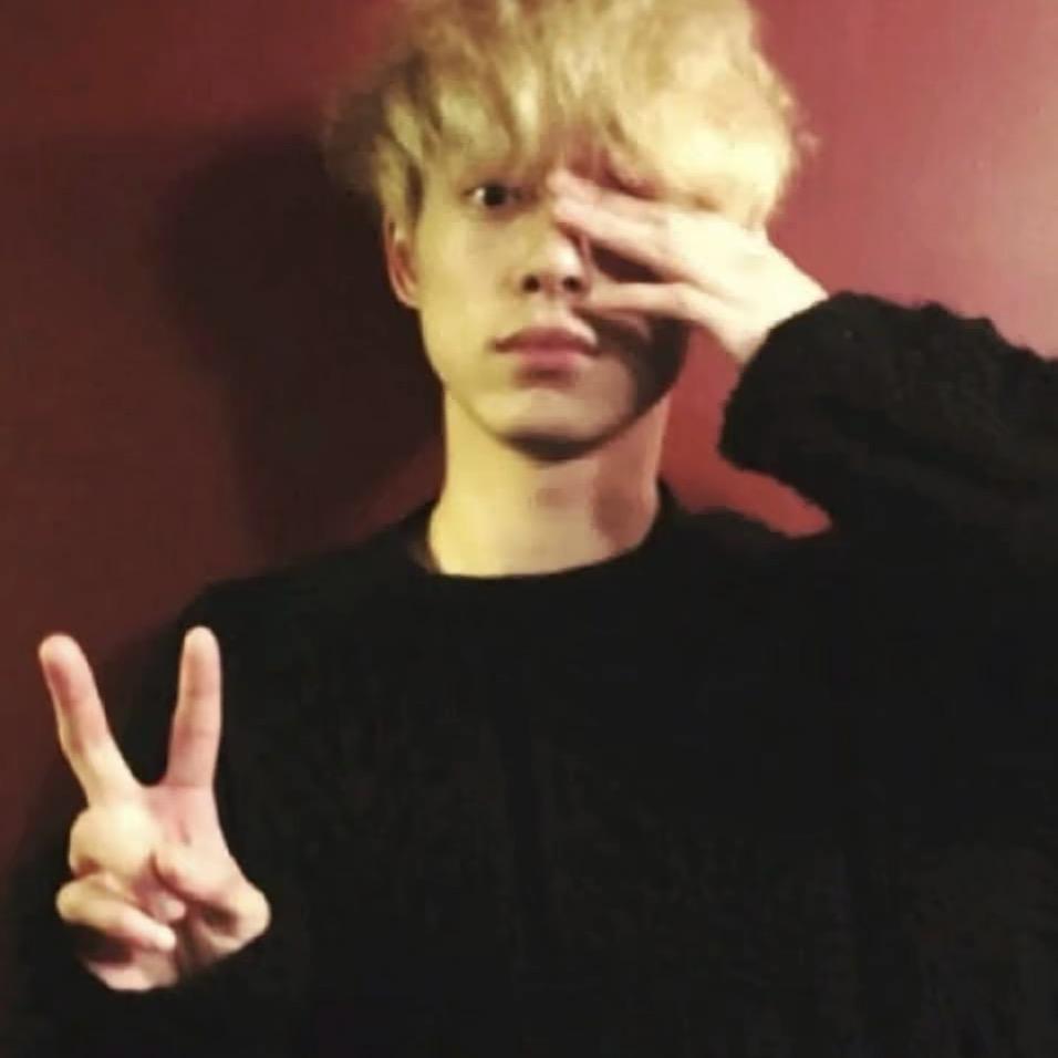 ￴￴ ￴ ￴￴ ￴ ￴