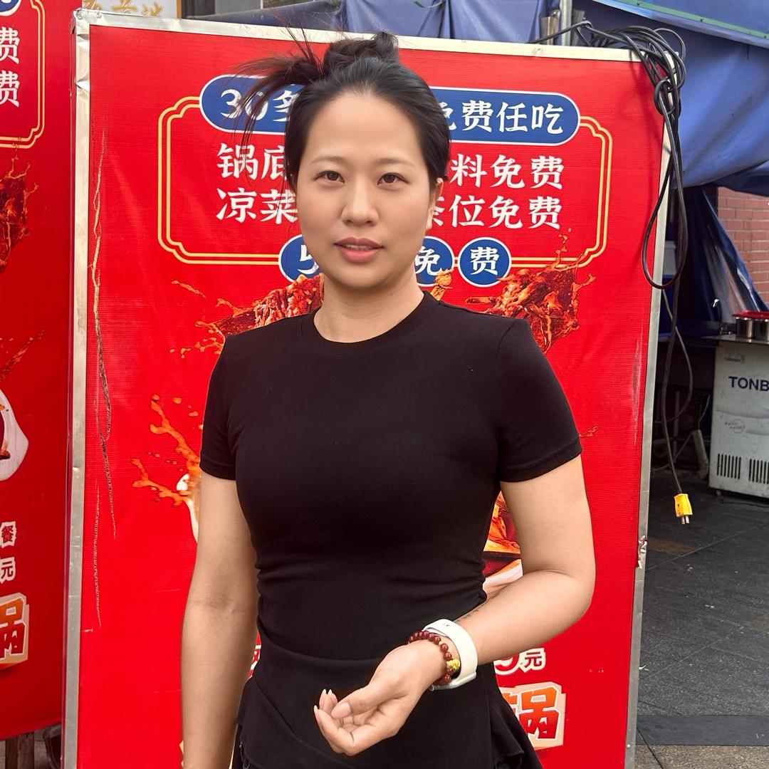 杨姐地摊牛排锅