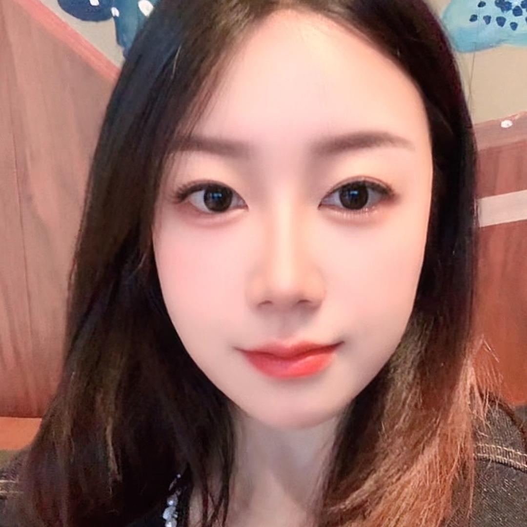 吴可取代😘 😘