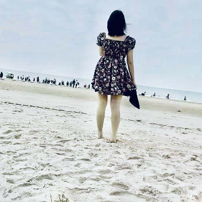 ￥爱拍照的小海