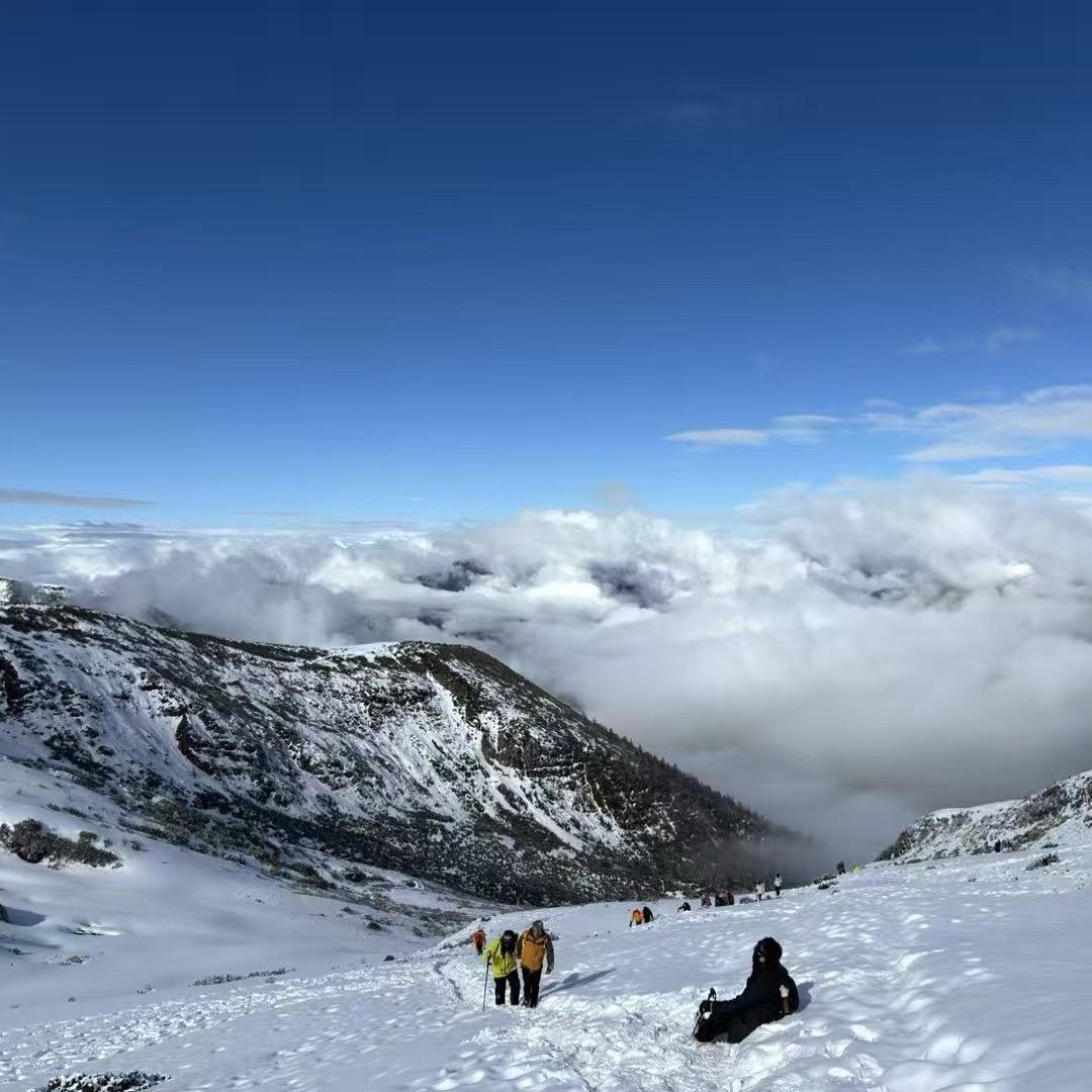结斯沟雪山向导小🐑