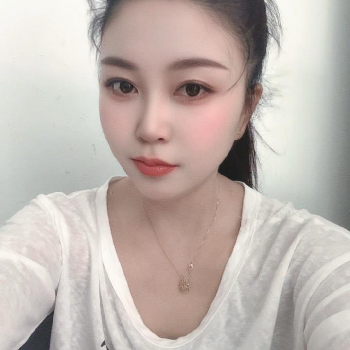 五河艾尚街女装