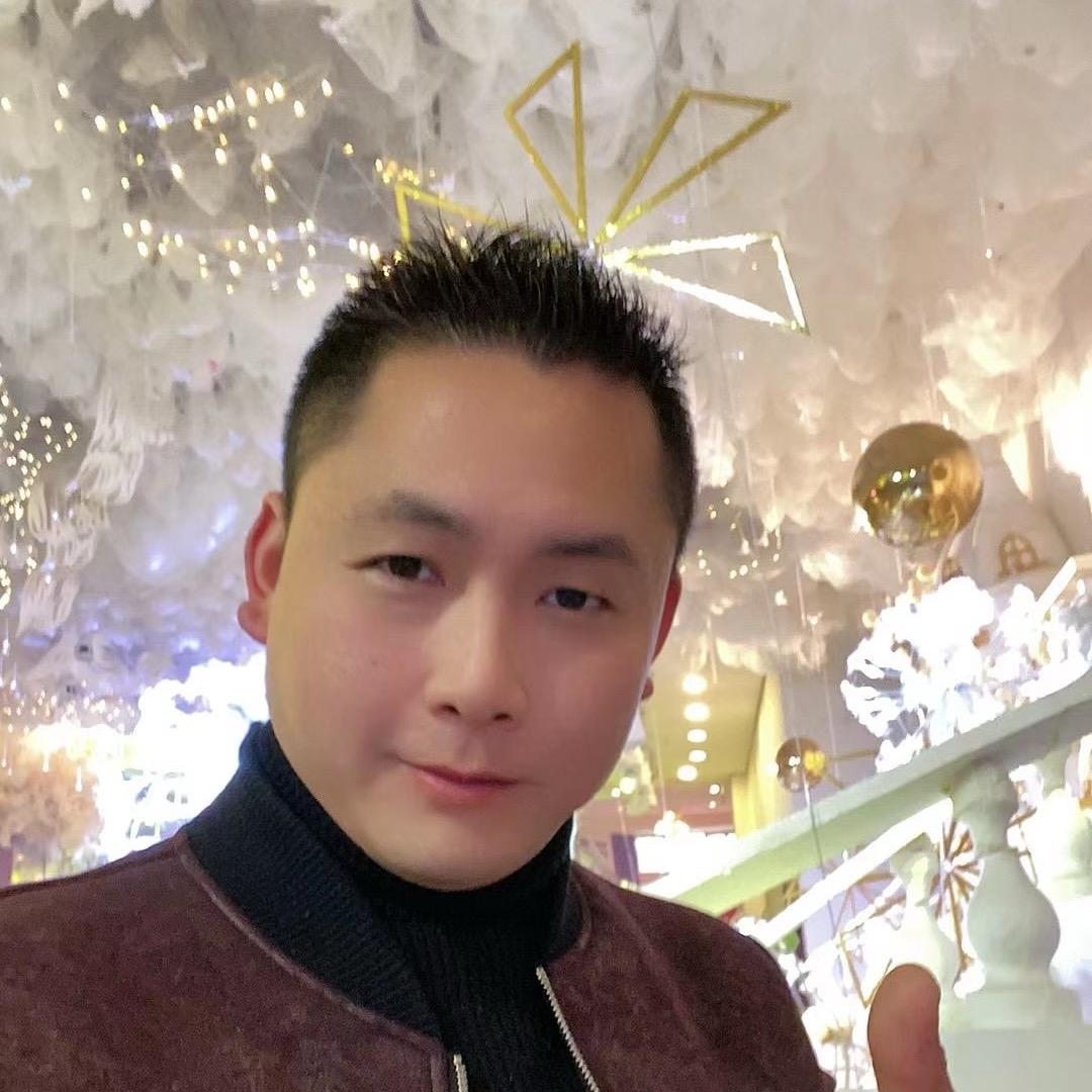 明洋（婚礼主持•策划）