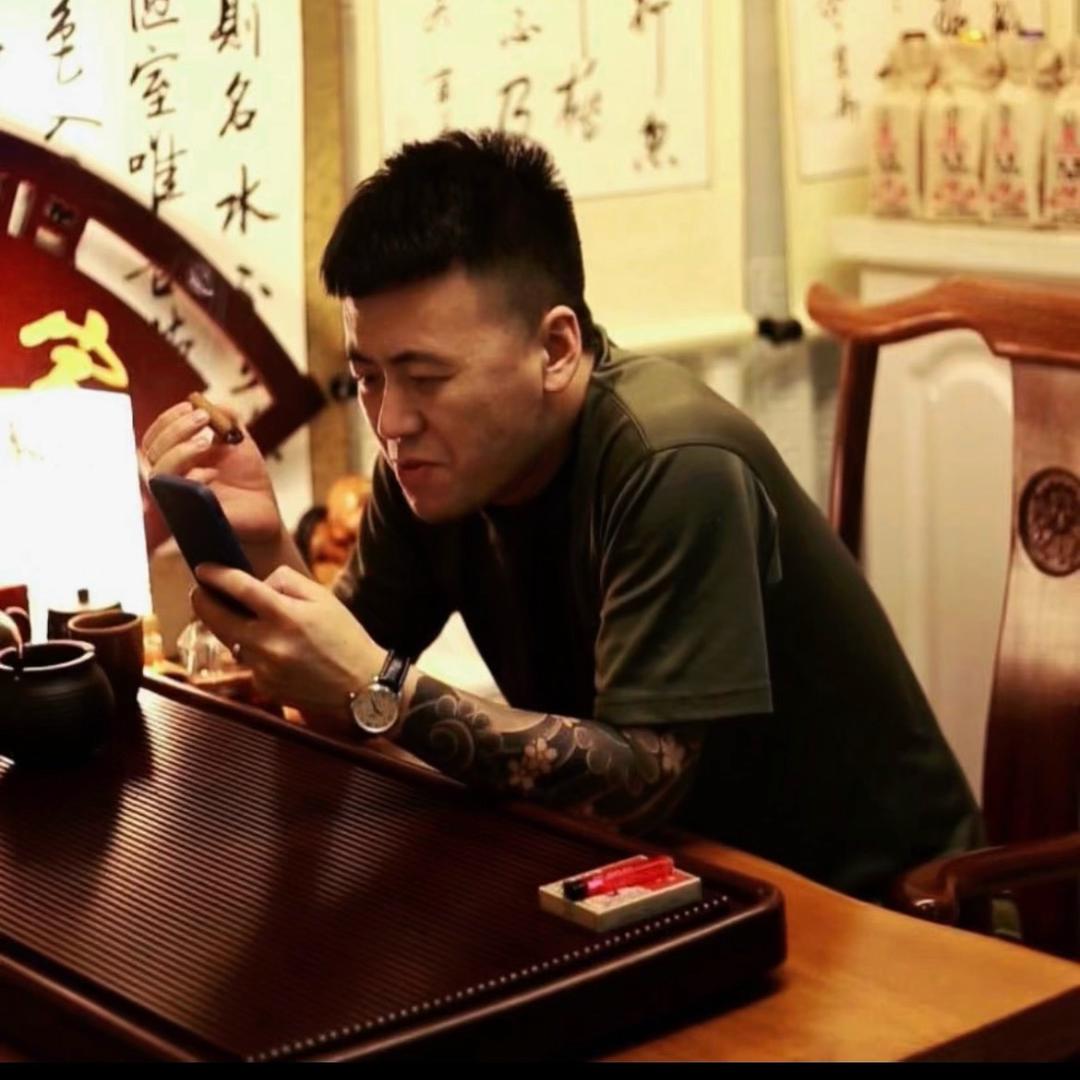 顶钢哥