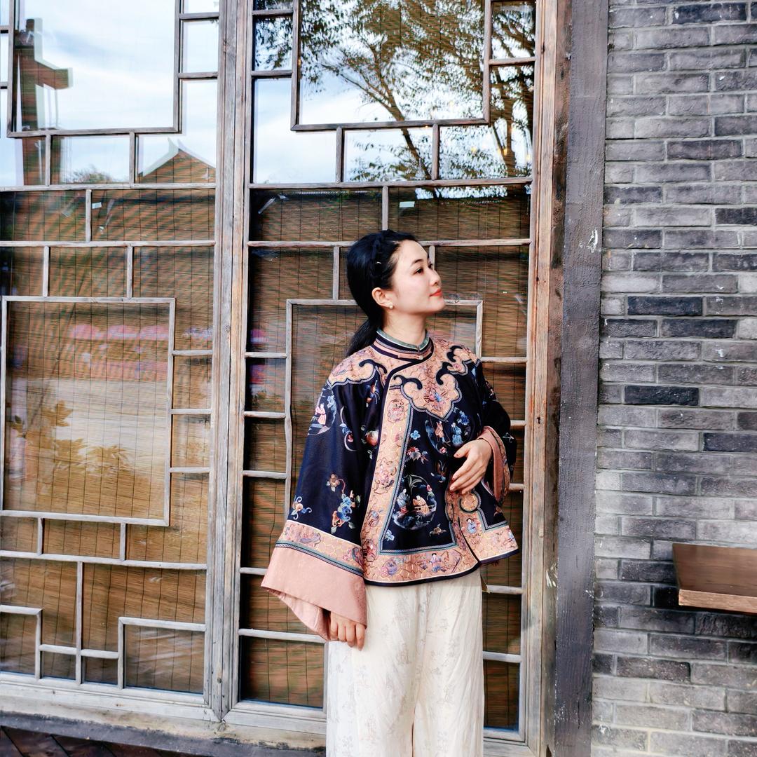 超爱新中式的凌小雲