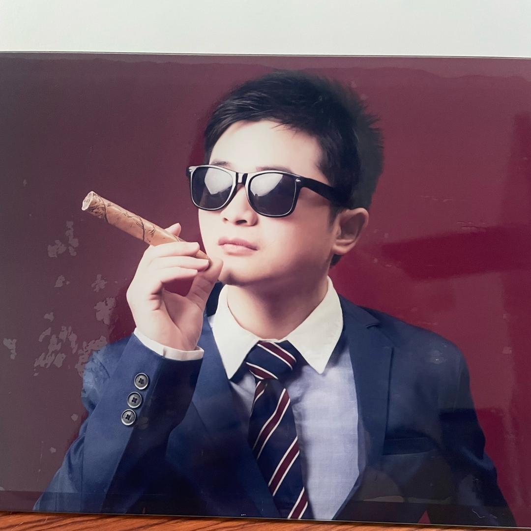 Mr 、 小伟哥