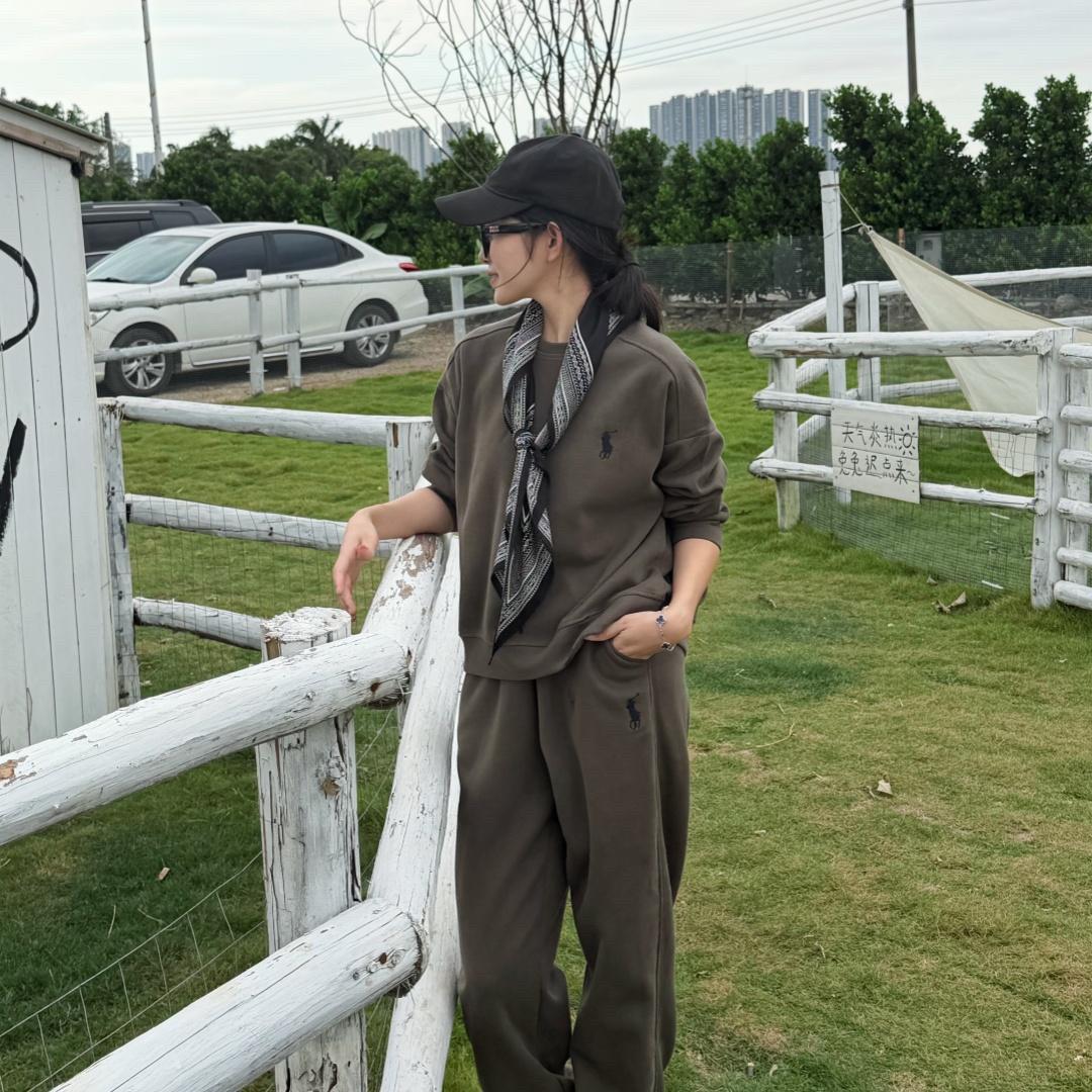 潮流衣橱馆工厂店