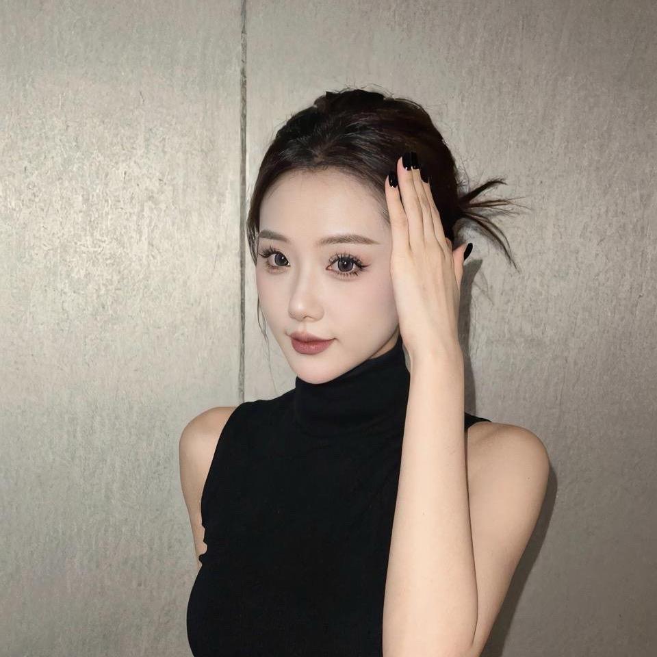 王霜….