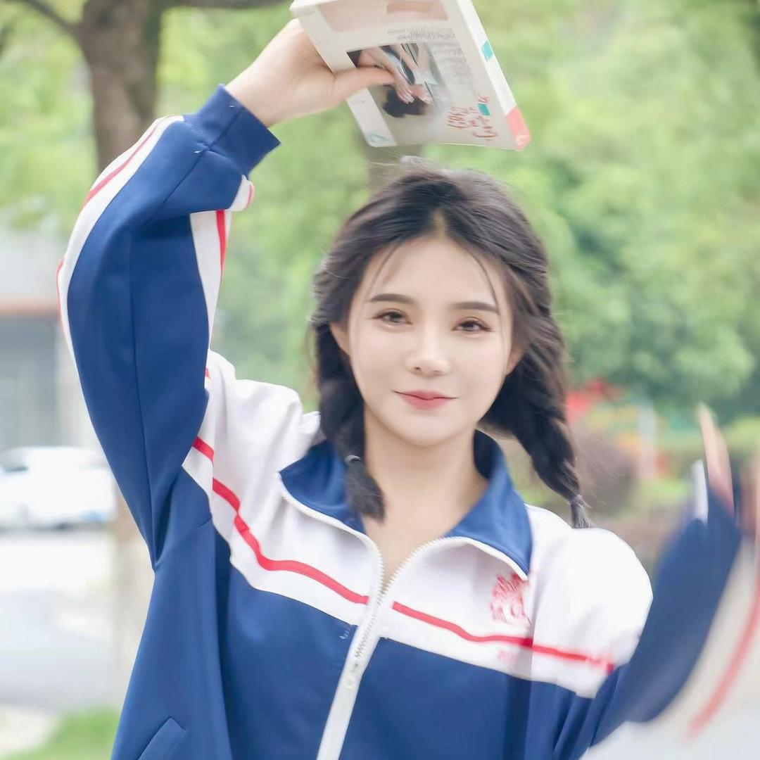 王月月🌙