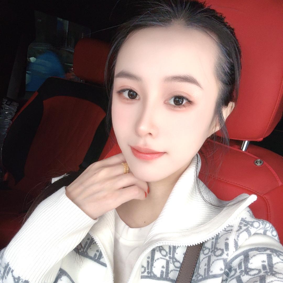 胖金金大码女装搭配