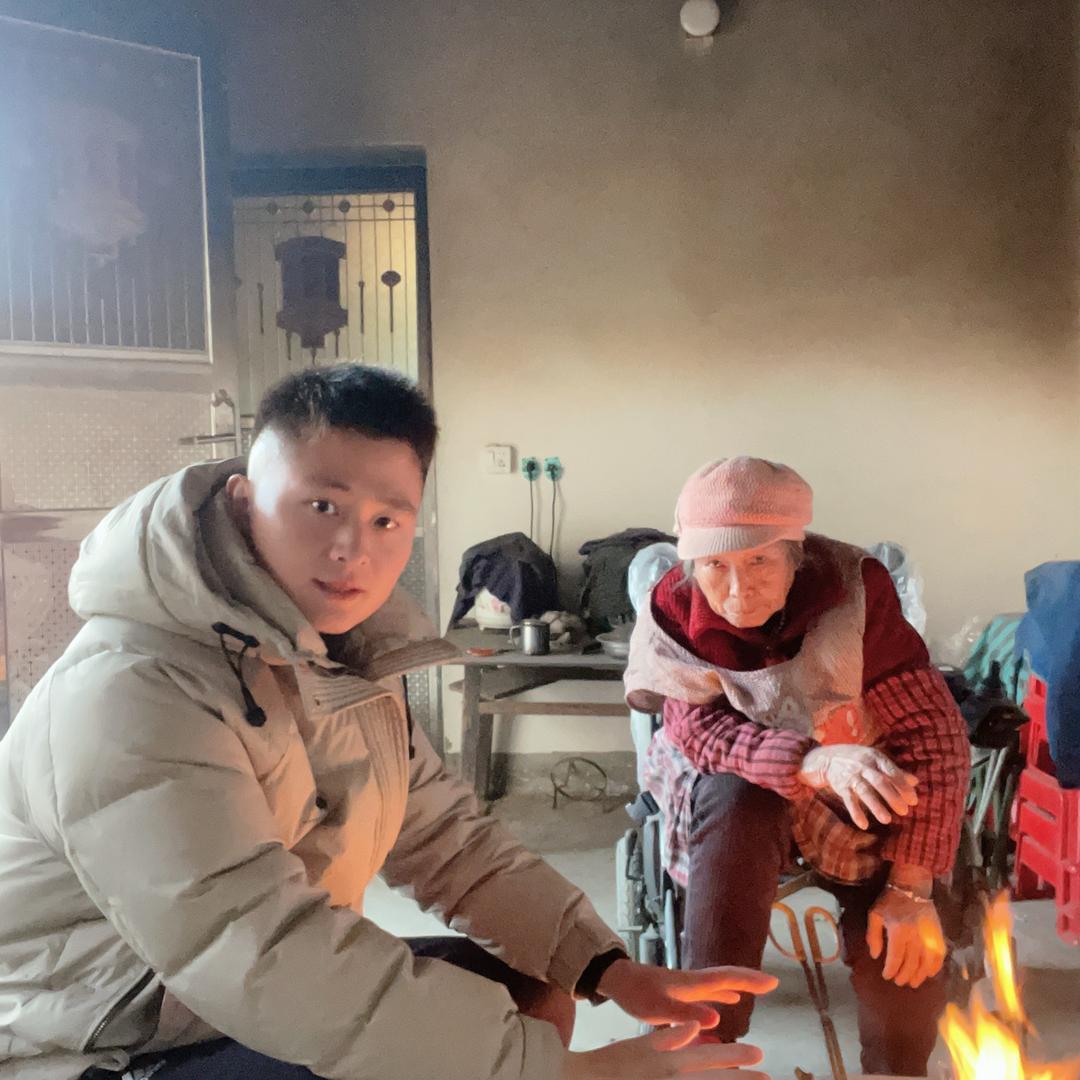 小费哥🇨🇳