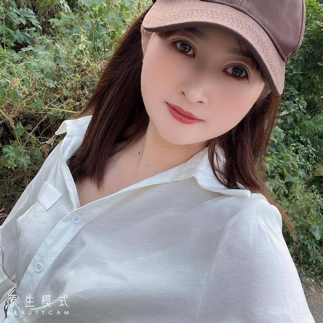 静静.