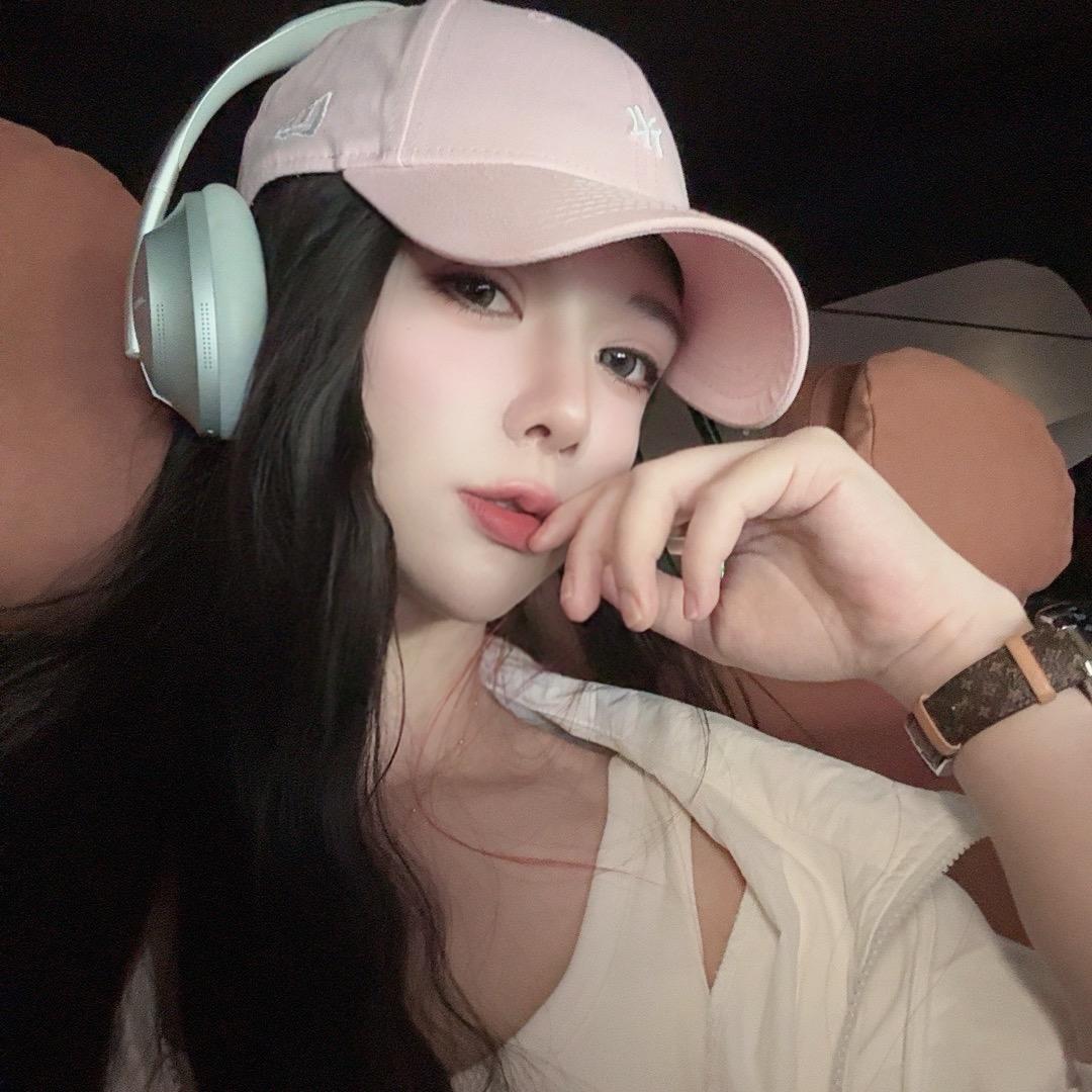 77 💜