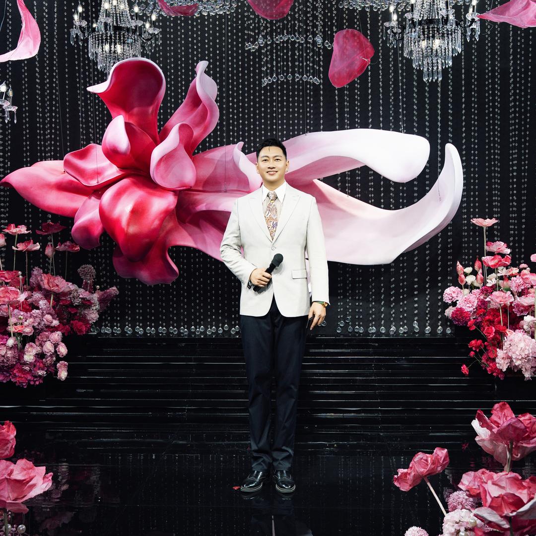 主持人礼韵华堂骏良（全国可约档）