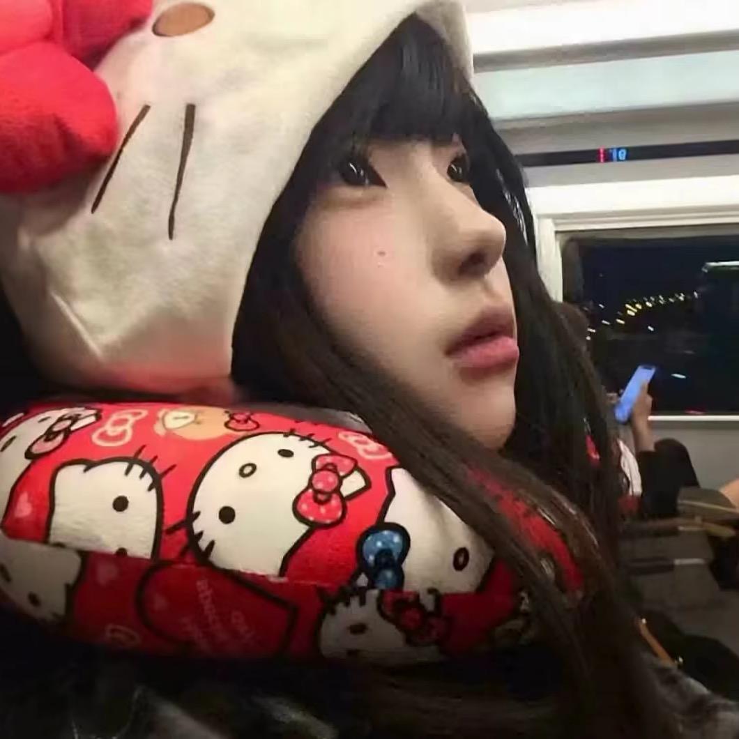 炸毛小猫ᯅ̈ ^🍤