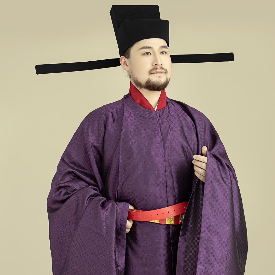 中式主持人朱芷锋(全国可约档)