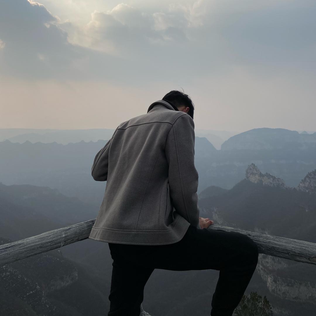 小王同学👨‍🎓