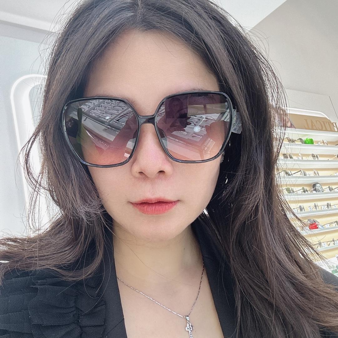 @yana