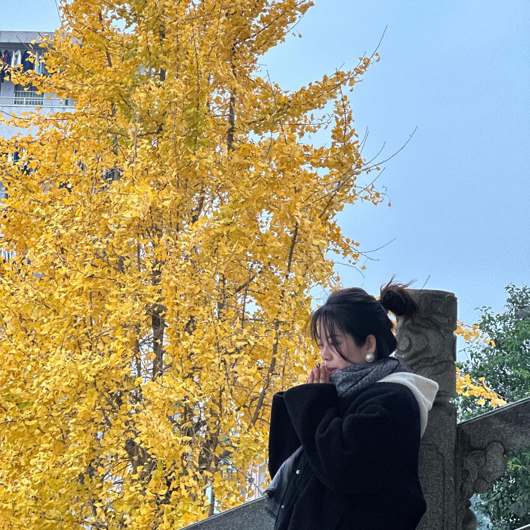 @: Ms💋Wᰔᩚang ˻˳˯