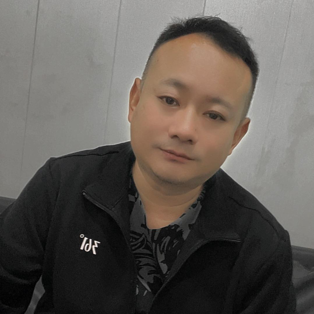 金成伍