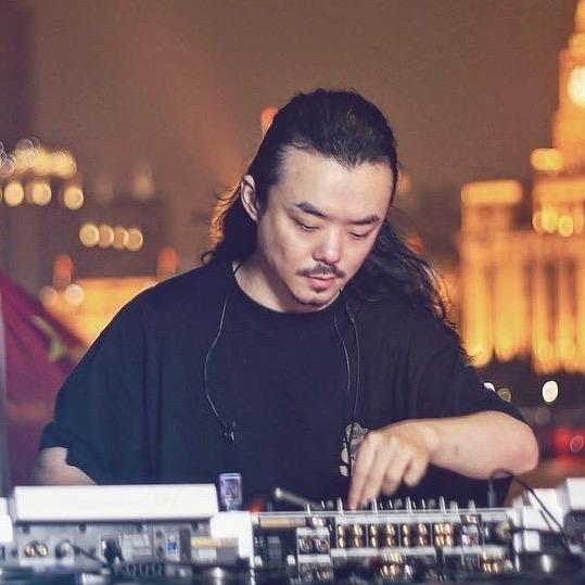 DJ伦ALAN K