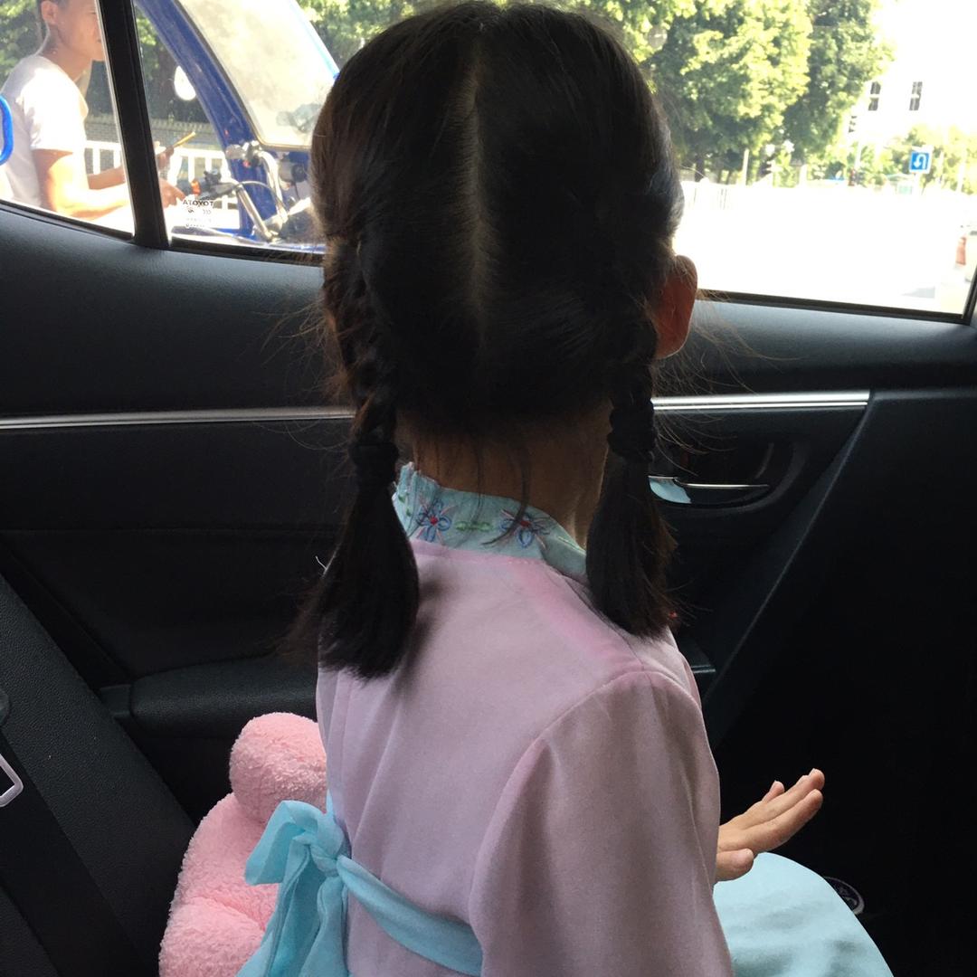 小燕子