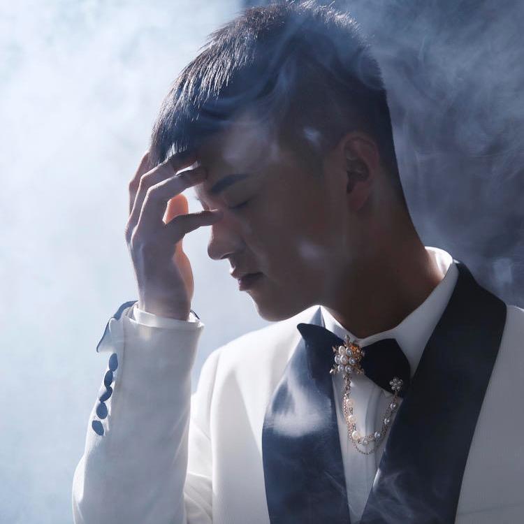 颜家人，